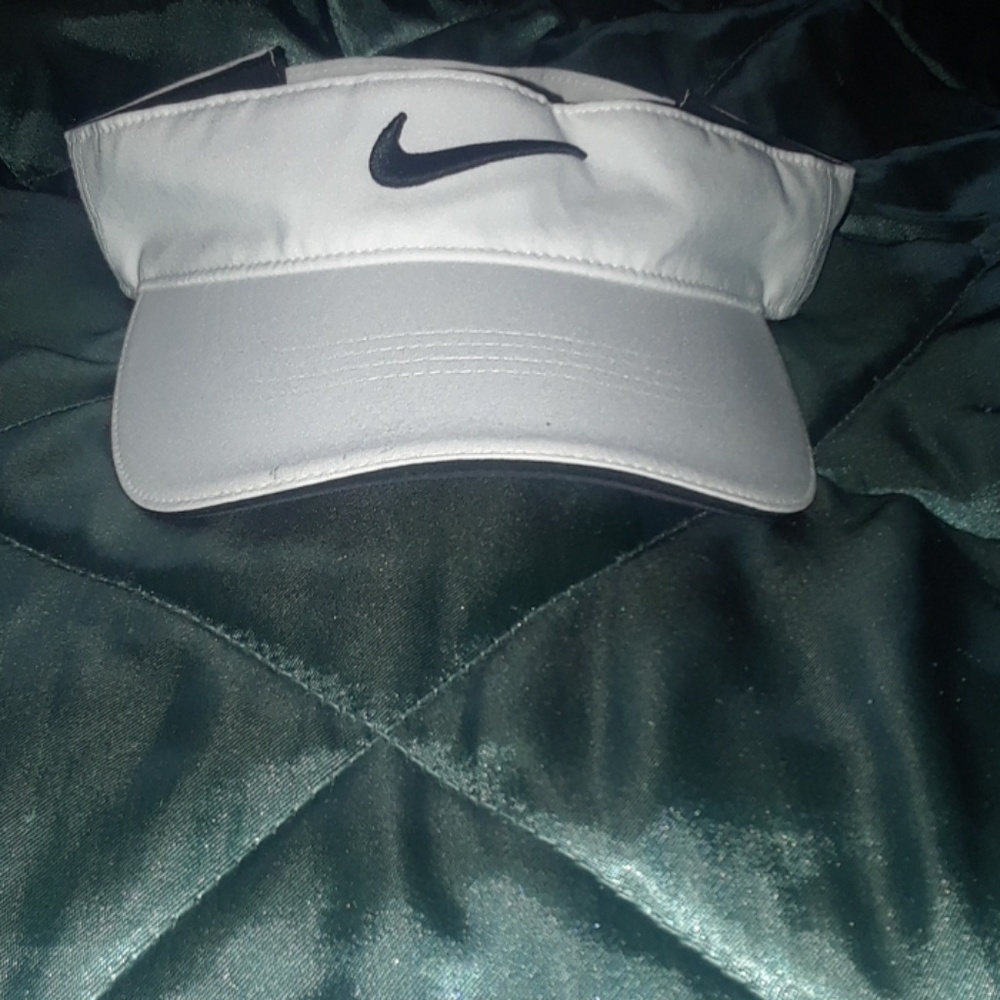 Nike sun visor